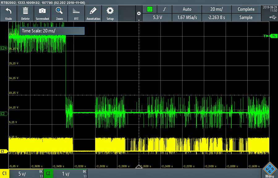 RealQD - Read Cycle Glitches - Ready and Read Data .jpg