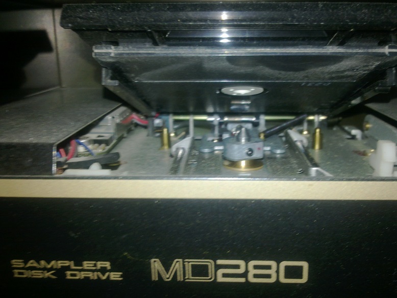 akai md280
