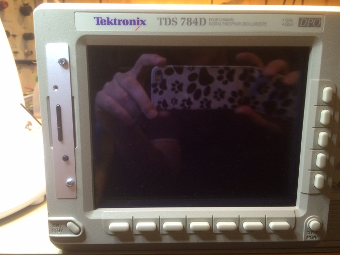 HxC_Floppy_Emulator_Slim_Tektronix_TDS784D_003.jpg